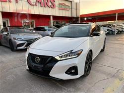 Nissan Maxima